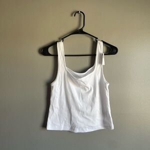 NWT Old Navy square neck white cropped tank.